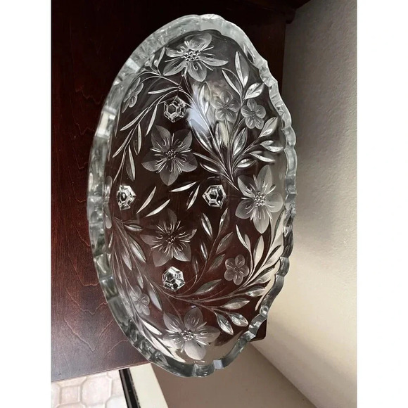 Vintage Large Oval Crystal Footed Bowl - Picture 5 of 7